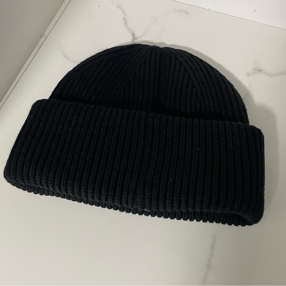 Prada Black Ribbed Knit Beanie - Picture 5 of 6